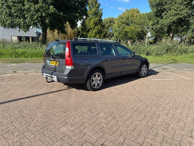 Volvo xc70 2.4 d5 automaat, 35-xl-jh - afbeelding 2 van  18