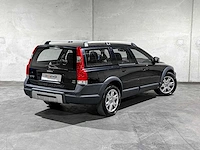 Volvo xc70 2.4 d5 momentum -automaat- 185pk 2007, 32-gff-8 youngtimer - afbeelding 2 van  39