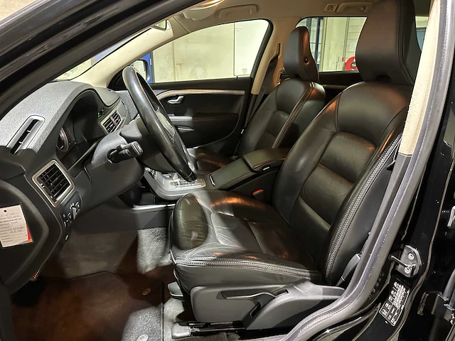 Volvo xc70 2.4 d5 summum automaat 185pk 2009, sl-408-h - afbeelding 24 van  40