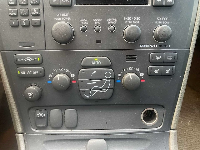 Volvo xc70 2.5 t geartronic comfort line 2002 | 76-ld-bn i - afbeelding 14 van  31