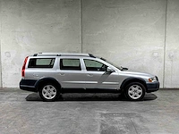 Volvo xc70 2.5 t momentum 209pk 2006, 84-tk-vn - afbeelding 2 van  41