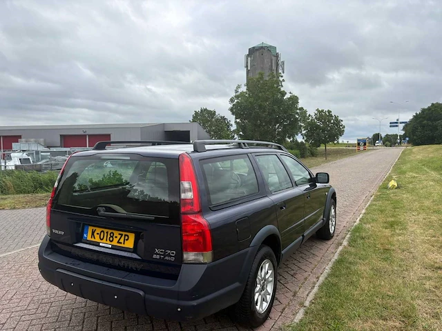 Volvo xc70 2.5 t momentum automaat, k-018-zp - afbeelding 12 van  22