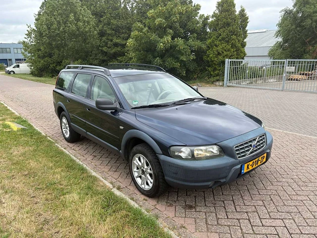 Volvo xc70 2.5 t momentum automaat, k-018-zp - afbeelding 16 van  22