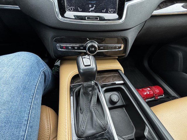 Volvo xc90 2.0 d5 4wd momentum 7pl.adblue(eu6d-t 235 at, 2017 - afbeelding 5 van  27