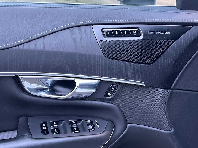 Volvo xc90 2.0 t8 twin engine awd inscription 7persoons 2020 | hbt-82-l - afbeelding 13 van  41