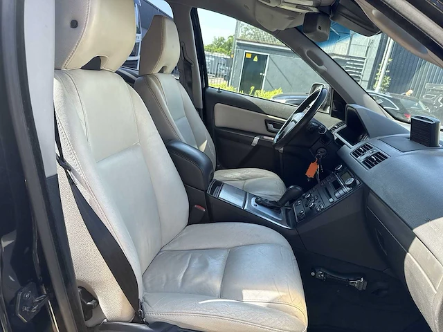 Volvo xc90 2.4 d5 limited edition 2011 | 61-pzp-5 - afbeelding 22 van  34