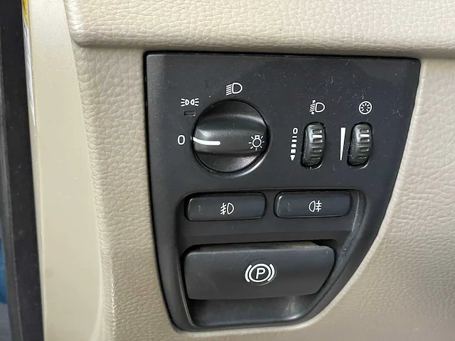 Volvo xc90 2.5 t 209pk 2004, 21-nr-tz - afbeelding 18 van  37