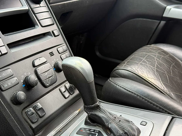 Volvo xc90 2.5 t exclusive , 90-tz-zh - afbeelding 12 van  13