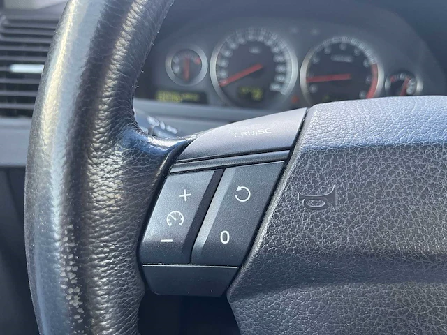 Volvo xc90 2.5 t momentum 2005 | 04-px-th - afbeelding 7 van  25