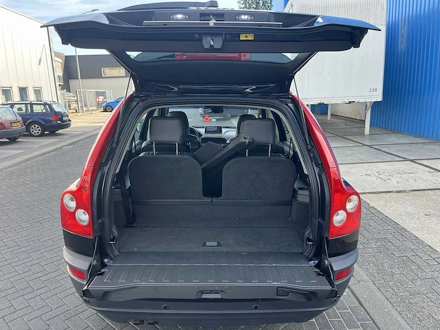 Volvo xc90 2.5 t momentum 2005 | 04-px-th - afbeelding 13 van  25