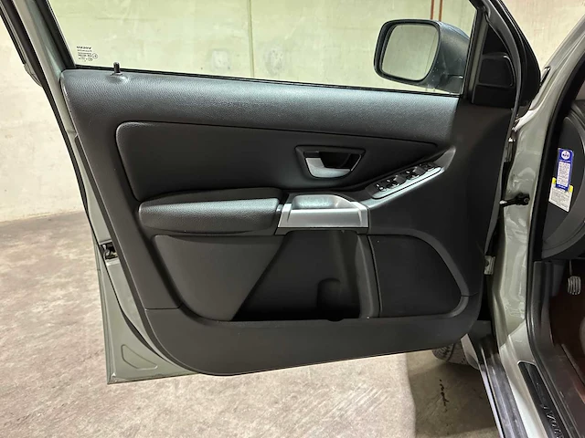 Volvo xc90 2.5 t summum 209pk 2005, 61-pv-jb youngtimer - afbeelding 24 van  42