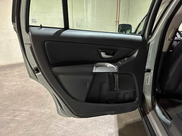 Volvo xc90 2.5 t summum 209pk 2005, 61-pv-jb youngtimer - afbeelding 27 van  42