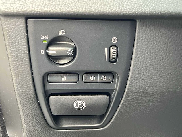 Volvo xc90 3.2 kinetic 5persoons 2007 | 65-lrd-2 - afbeelding 6 van  35