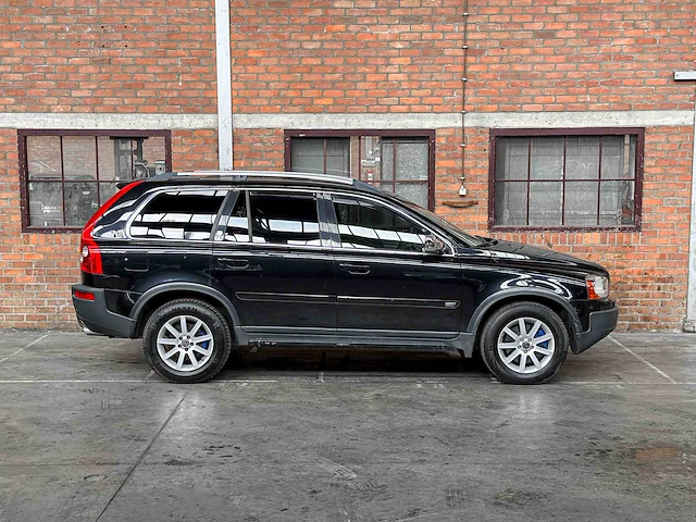 Volvo xc90 4.4 v8 315pk 2005 youngtimer - afbeelding 2 van  43