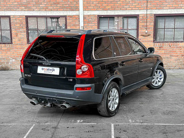 Volvo xc90 4.4 v8 315pk 2005 youngtimer - afbeelding 4 van  43