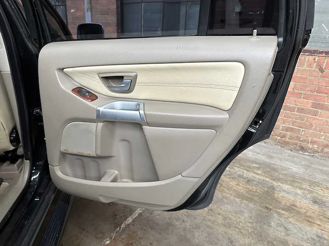 Volvo xc90 4.4 v8 315pk 2005 youngtimer - afbeelding 30 van  43