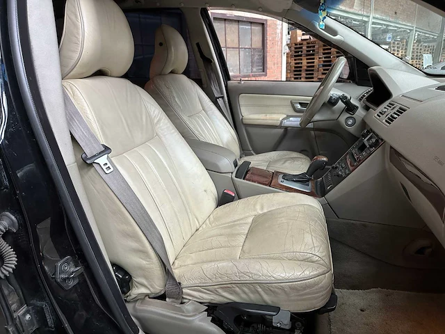 Volvo xc90 4.4 v8 315pk 2005 youngtimer - afbeelding 36 van  43