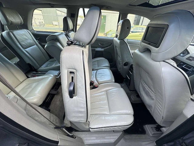 Volvo xc90 4.4 v8 executive car 2005 | 98-rf-ld i - afbeelding 13 van  31