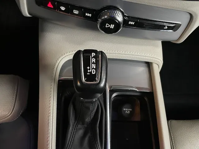 Volvo xc90 d5 224pk 2015, v-168-vx - afbeelding 20 van  45