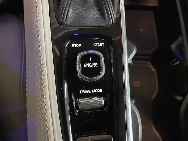Volvo xc90 d5 224pk 2015, v-168-vx - afbeelding 21 van  45