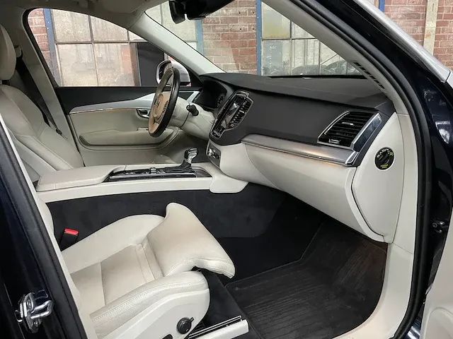 Volvo xc90 d5 224pk 2015, v-168-vx - afbeelding 30 van  45