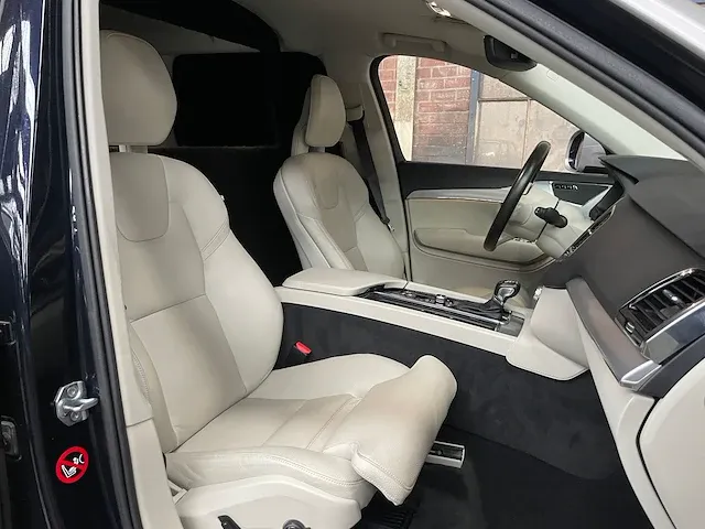 Volvo xc90 d5 224pk 2015, v-168-vx - afbeelding 32 van  45