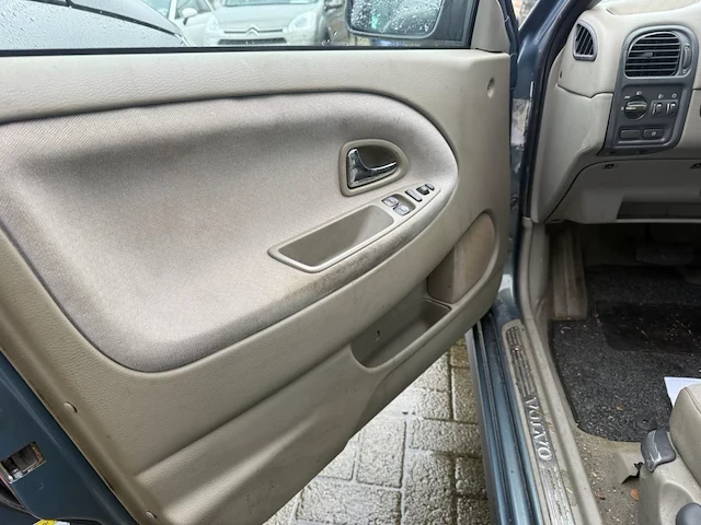 Volvo,2002 - afbeelding 24 van  27