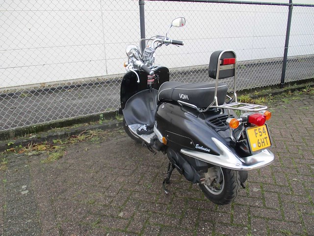 Vom bella - bromscooter - exclusieve retro - scooter - afbeelding 2 van  12