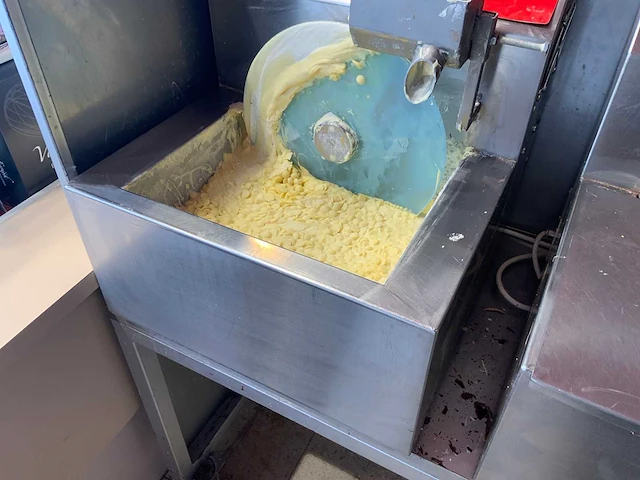 Vomachoc 20 mouleermachine - afbeelding 4 van  4
