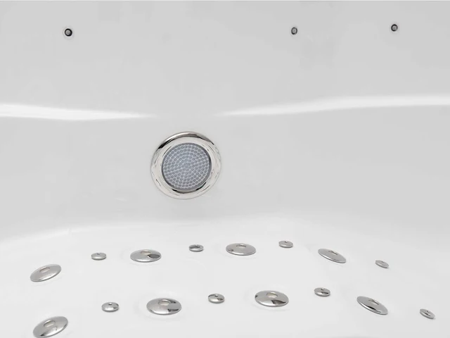 Vonato - milaro - 5-persoons met 3 ligplaatsen - jacuzzi en buitenspa - afbeelding 17 van  21