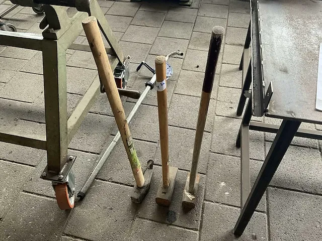 Voorhamers en bijl (3x) - afbeelding 1 van  2