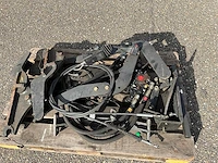 Voorlader aanbouw bevestiging - afbeelding 5 van  7