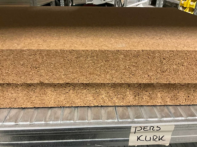 Voorraad perskurk platen -zolen, formokurk zolen en foamplaten - afbeelding 10 van  23