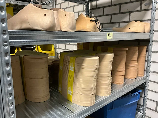 Voorraad perskurk platen -zolen, formokurk zolen en foamplaten - afbeelding 15 van  23