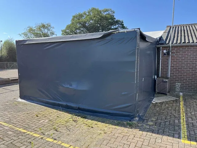 Voortent / overkapping - afbeelding 15 van  21