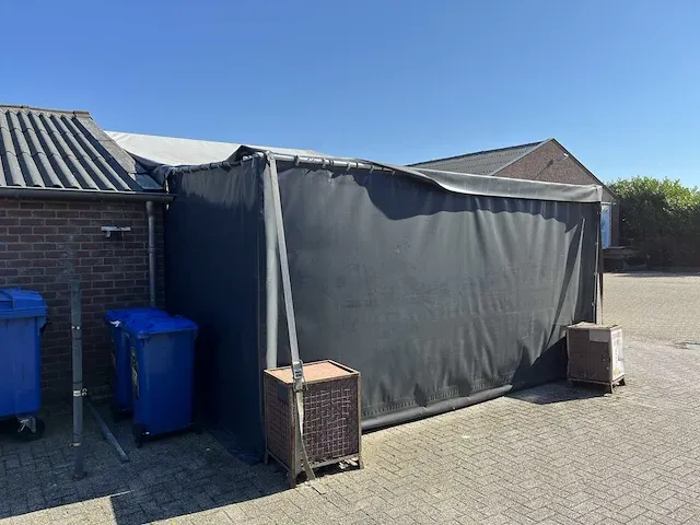 Voortent / overkapping - afbeelding 16 van  21