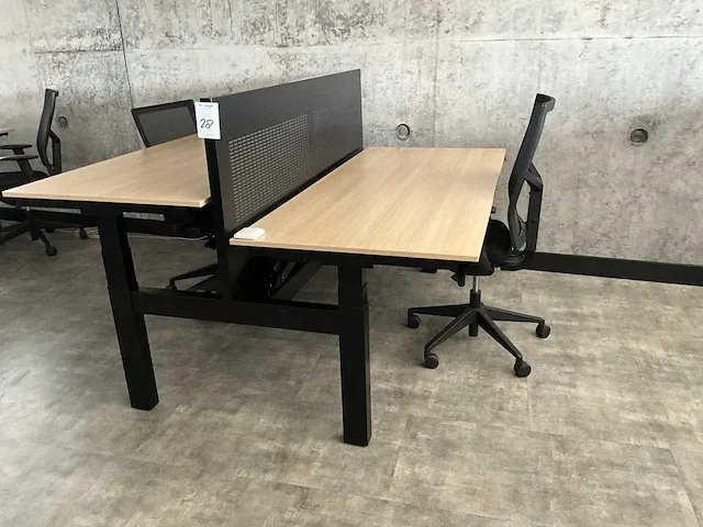 Voortman dubbele werkplek - afbeelding 1 van  9
