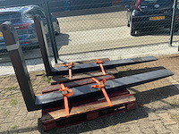 Vorken set, lepel lengte 210 cm, capaciteit 8000 x 1200 - afbeelding 1 van  4