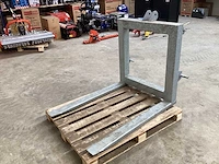 Vorkenbord voor achter de tractor - afbeelding 1 van  5