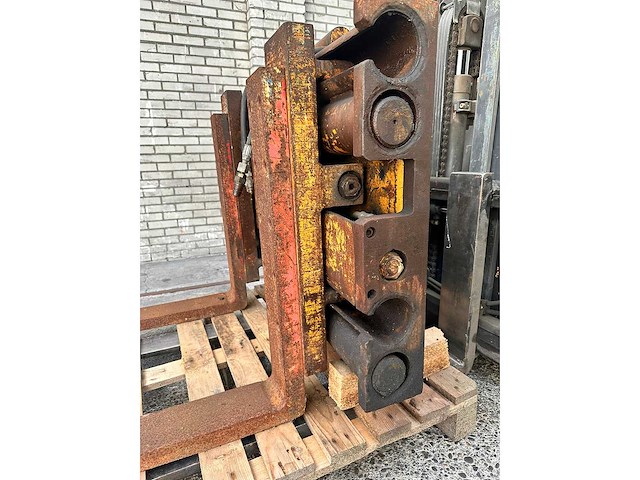 Vorkenklem rotator - cascade fem3 - heftruck toebehoren - afbeelding 5 van  8