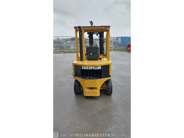 Vorkheftruck caterpillar - afbeelding 28 van  32