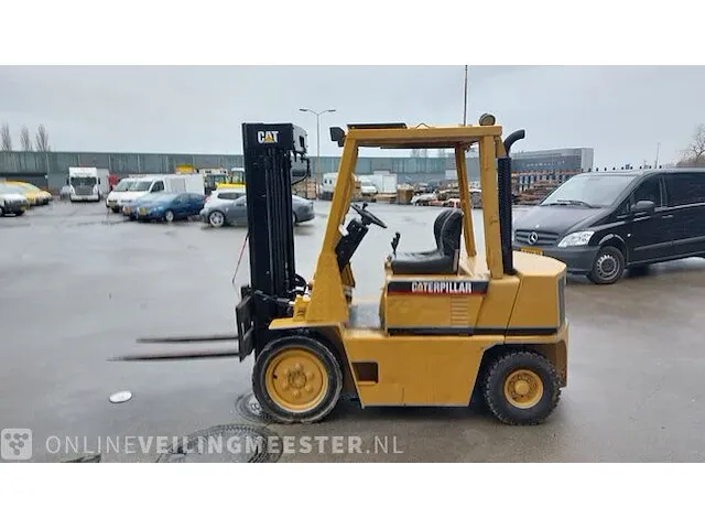 Vorkheftruck caterpillar - afbeelding 30 van  32