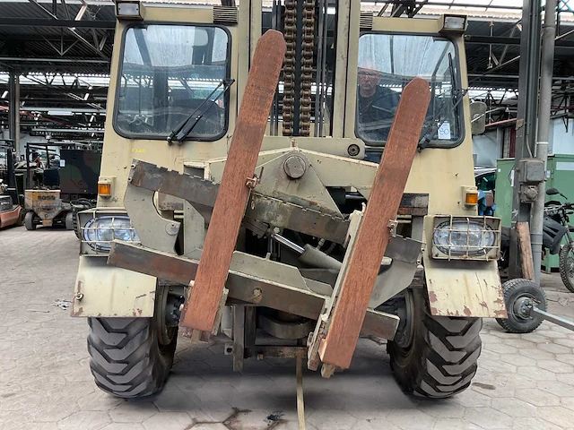 Vorkheftruck - afbeelding 20 van  21
