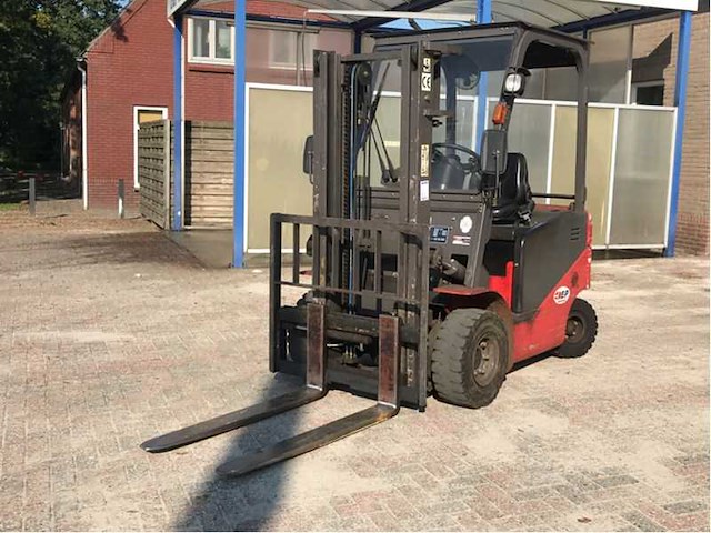 Vorkheftruck - afbeelding 1 van  19