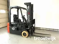 Vorkheftruck - afbeelding 9 van  17
