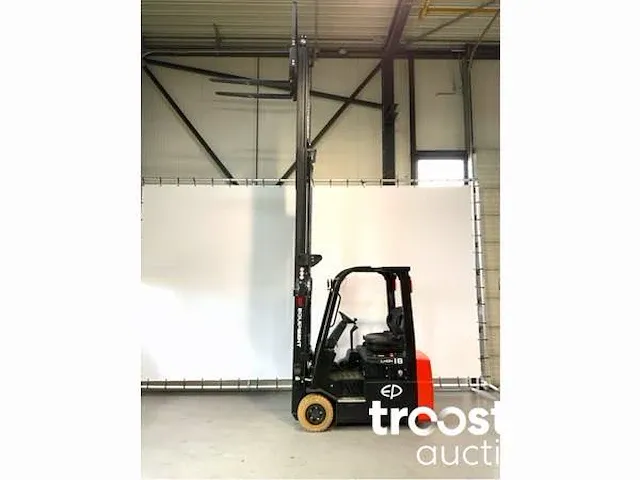 Vorkheftruck - afbeelding 12 van  17