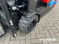 Vorkheftruck - afbeelding 8 van  19