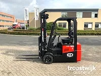 Vorkheftruck - afbeelding 12 van  19
