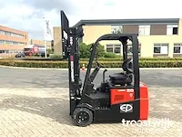 Vorkheftruck - afbeelding 14 van  19
