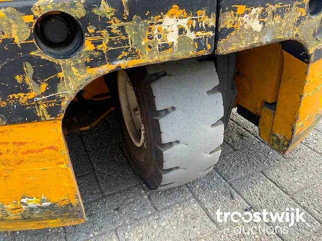 Vorkheftruck - afbeelding 9 van  11